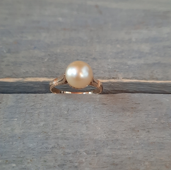 Vintage 18K Yellow Gold Custom Made Cultured Pearl Ring - Picture 7 of 16